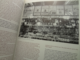 The Art of Rock: Posters from Presley to Punk_写真1