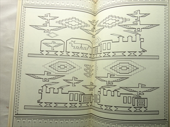 The Navajo Design Book_写真1
