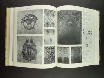 Wallpapers: A History and Illustrated Catalogue of the Collection in the Victoria and Albert Museum_写真3