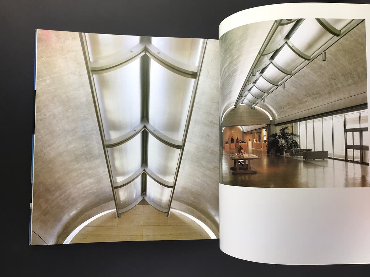 Kimbell Art Museum - Louis Kahn (Architecture in Detail)_写真3