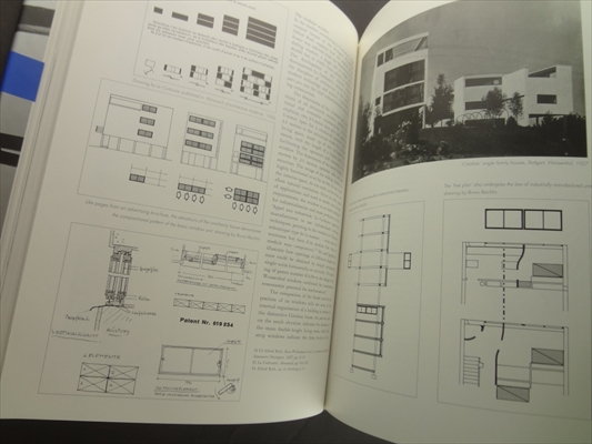 The Architecture of the Window_写真2