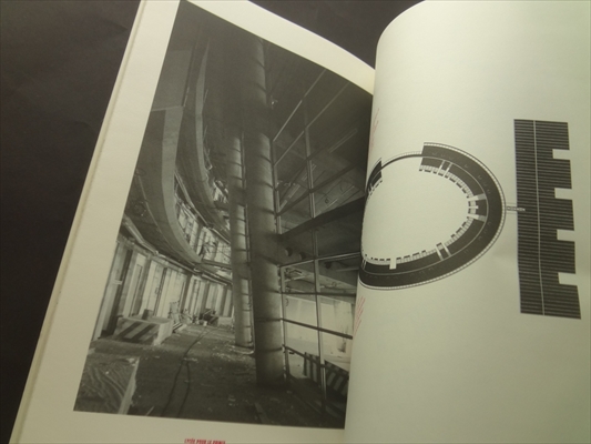 Christian Hauvette sans suite...fin...Vingt-et-un projets quatre annees, jour apres jour, d'une agence d'architecture_写真2