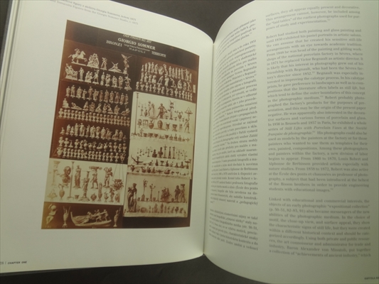 Zivot veci: Idea zatisi ve fotografii 1840-1985 / The Life of Things: The Idea of Still Life in Photography 1840-1985_写真1
