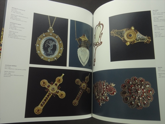 Sperk, kamen, kov: Stredni umeleckoprumyslova skola v Turnove 1884-2002_写真1