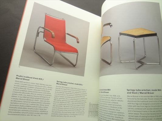 Pro tentokrat nesedat: Sbirka uziteho umeni muzea umeni Olomouc / This time do not sit down: Collection of applied art in The Olomouc Museum of Art_写真5