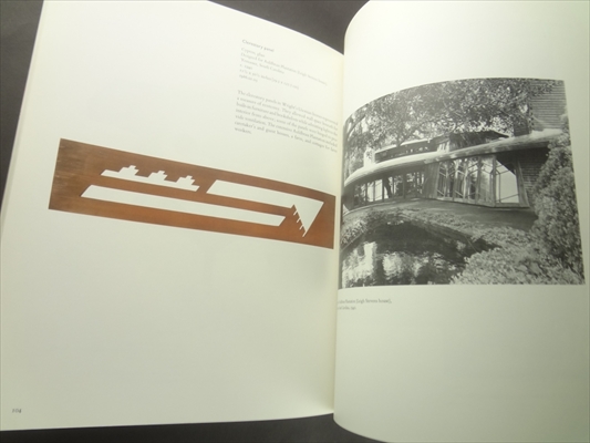 Frank Lloyd Wright: Preserving an Architectural Heritage; Decorative Designs from The Domino's Pizza Collection_写真6