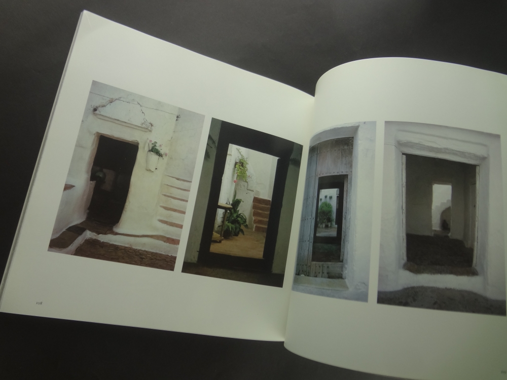 Villages in the Sun: Mediterranean Community Architecture6