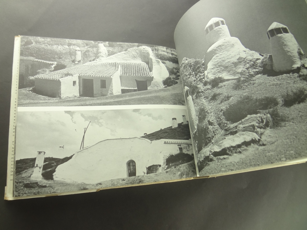 Villages in the Sun: Mediterranean Community Architecture5