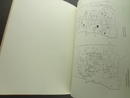 Lettura di una citta: Como - Studi per una storia operante delle citta_写真3