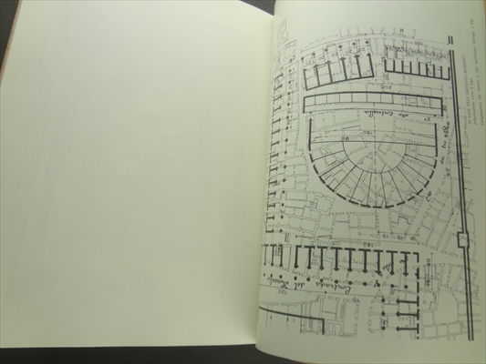 Lettura di una citta: Como - Studi per una storia operante delle citta_写真6