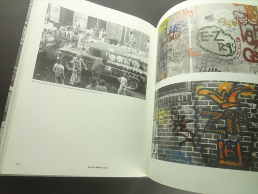 Laurie Anderson, Trisha Brown, Gordon Matta-Clark: Pioneers of the Downtown Scene, New York 1970s_写真5