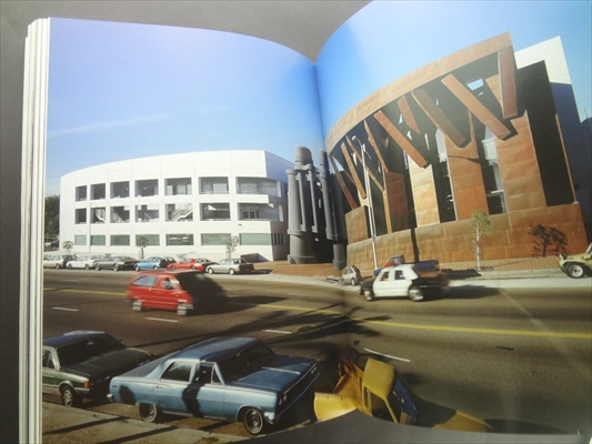 Claes Oldenburg Coosje van Bruggen_写真5