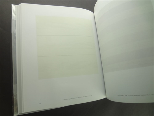 Agnes Martin: Paintings, Writings, Remembrances_写真3