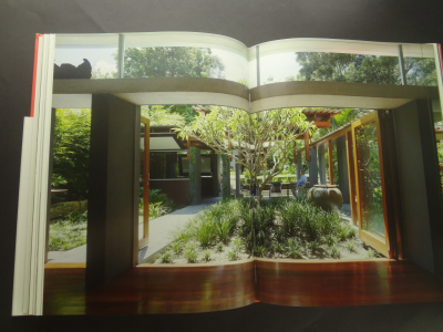 Under The Edge: The Architecture of Peter Stutchbury_写真2