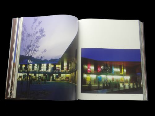 Hermann & Valentiny and Partners: Codes_写真1