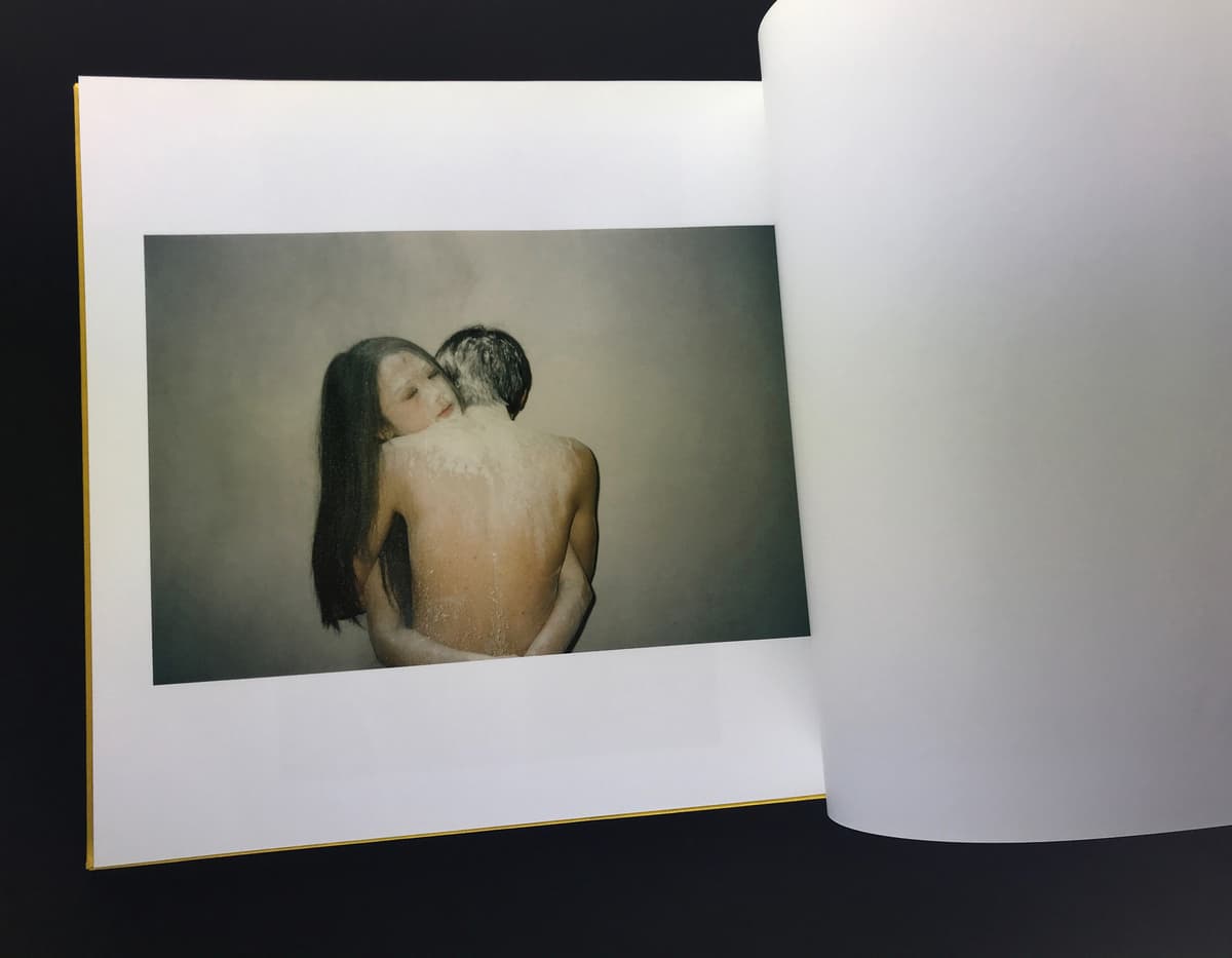 Republic [サイン入]_写真3