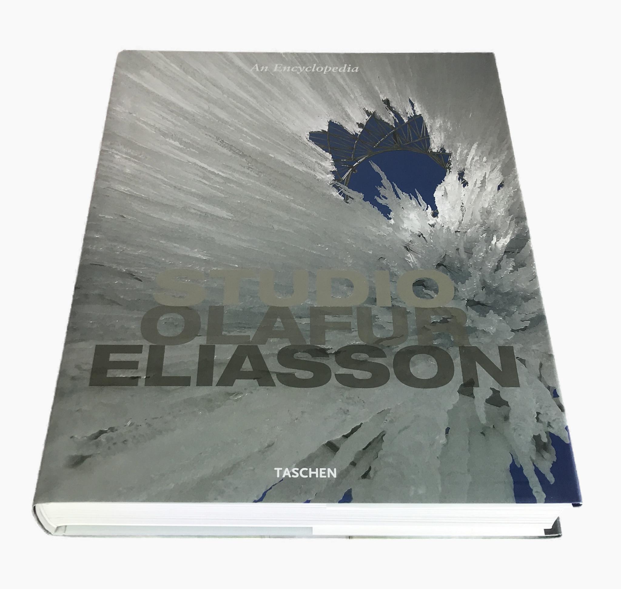 Studio Olafur Eliasson An Encyclopedia [XXL]_写真1